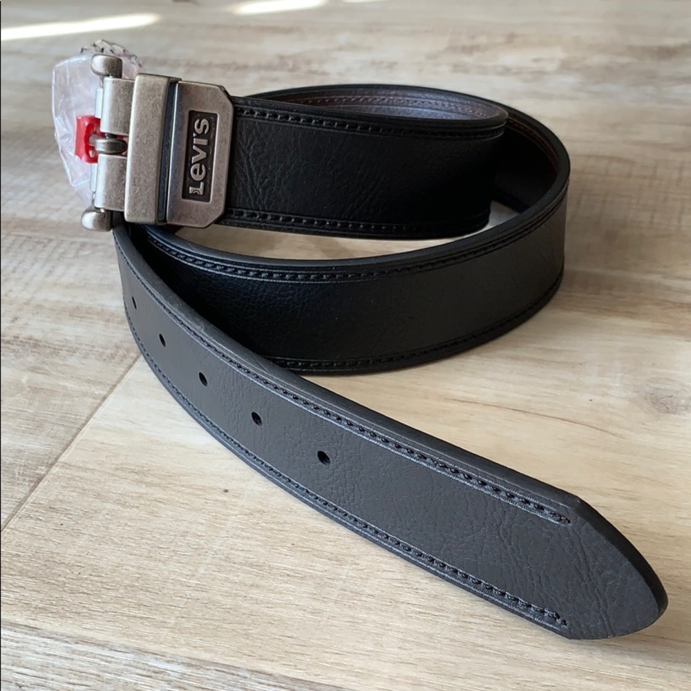 Levi’s Black/Brown Reversible Leather Belt